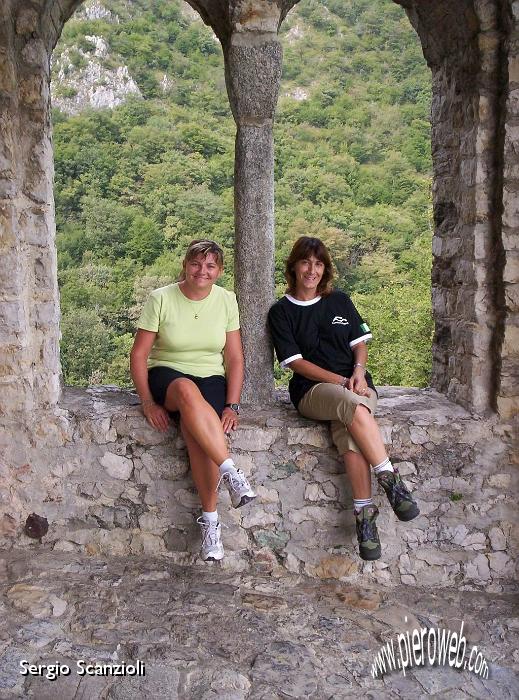 28 Simona e Maria.jpg